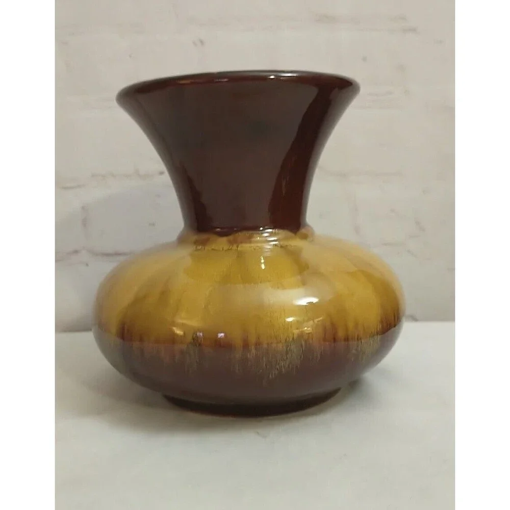 Vintage MCM Blue Mountain Pottery Vase Glossy Yellow & Brown Glaze 5" - Picture 2 of 8